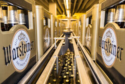 Bier der Marke Warsteiner hat sich im letzten Jahr besser verkauft. 